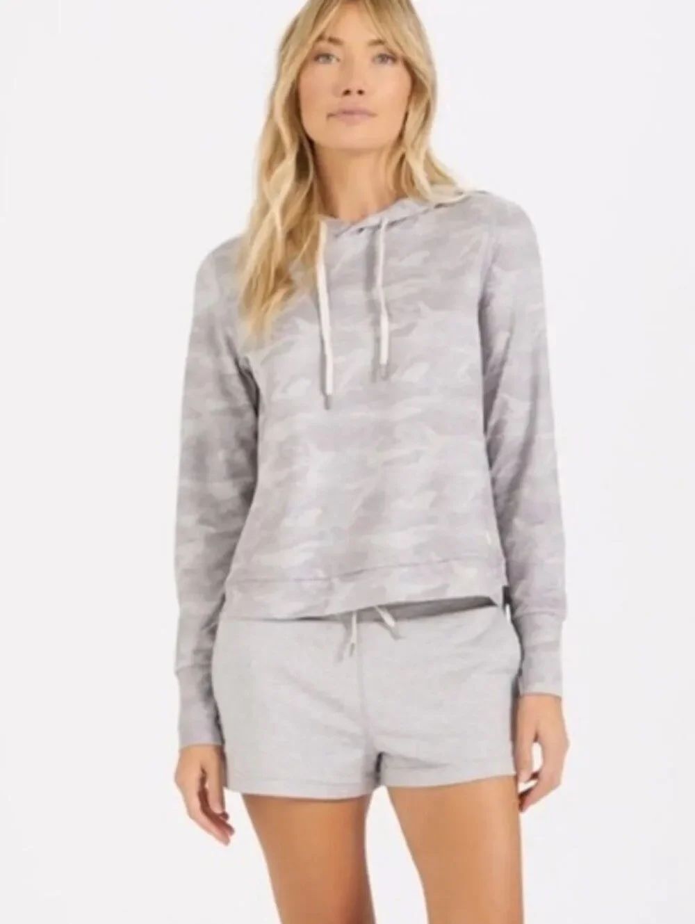 Vuori Halo Essential Camo Pullover Hoodie Sz X-Large